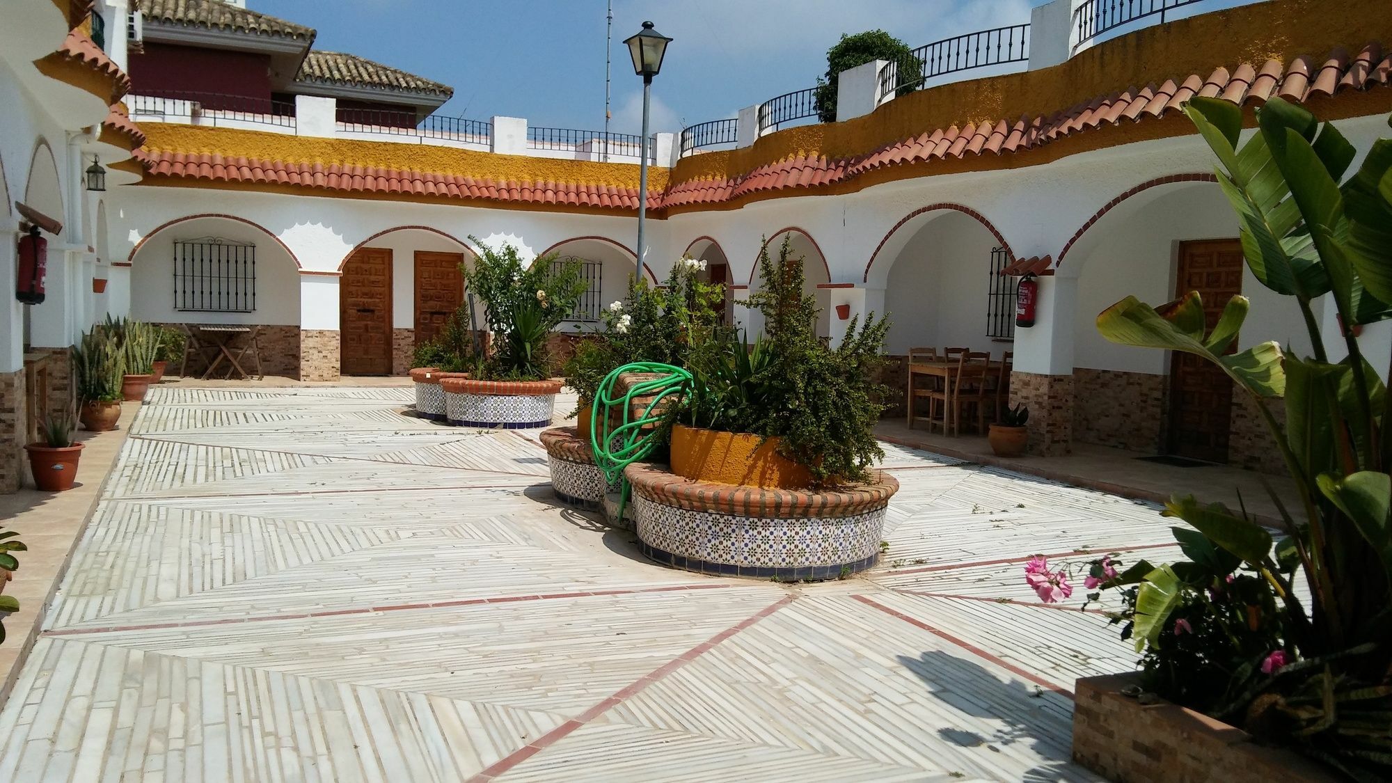 Hostal Mini Golf Los Canos De Meca Exterior foto